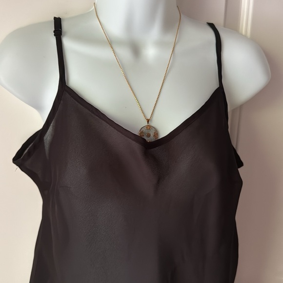 Black sheer camisole Great for under a low cut top - Picture 3 of 6